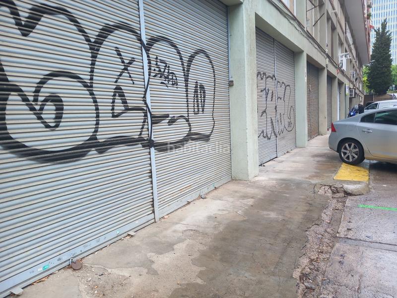 Foto ecf18a30-86fd-4af9-a304-f713e581a648. Nau industrial a Santa Eulàlia Hospitalet de Llobregat (L´)