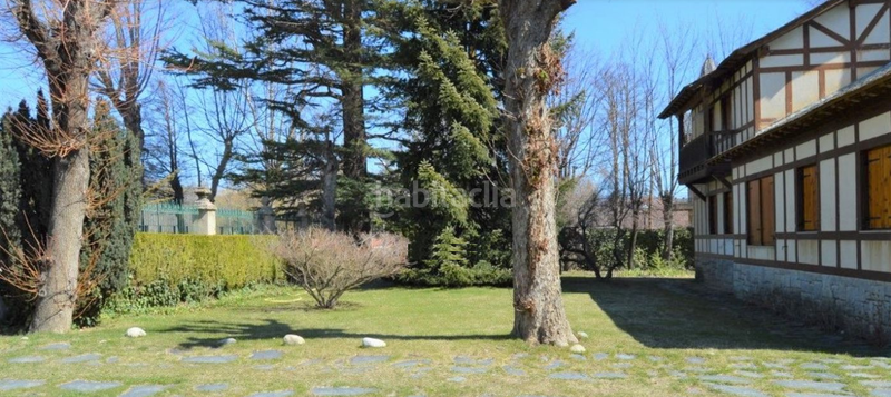 Foto 4fc8b916-e707-4148-9602-038f5240a03e. Casa amb calefacció a Puigcerdà