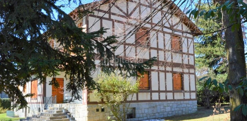 Foto 7d196796-7e53-46e4-b917-ea8acaa0edac. Casa amb calefacció a Puigcerdà