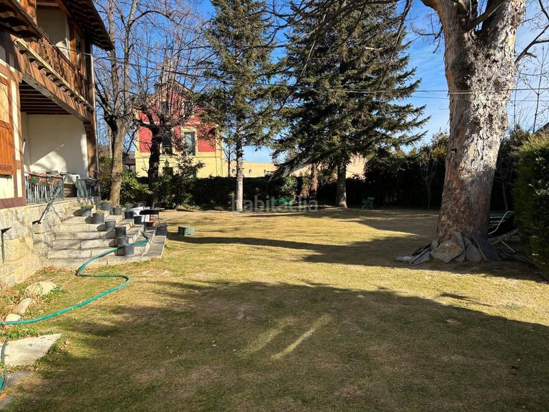 Foto a6f998dc-ffaf-4c93-bf37-0e6f2c009f34. Casa amb calefacció a Puigcerdà