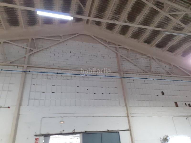 Foto 057e6edb-76a3-49f9-9dc6-3fa0130bdecf. Rent industrial building in Centre Hospitalet de Llobregat (L´)