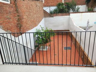 Rent Duplex  Guifre. Duplex de obra nueva con terraza y patio en badalona