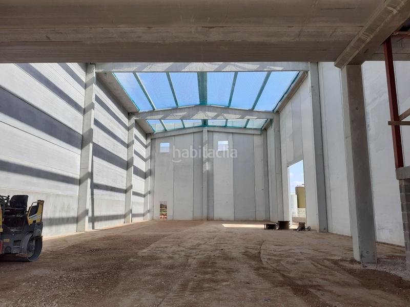 Foto 96c3d549-eedd-4bb6-9ea2-00b9bba5f52d. Miete fabrikhalle in Can Vinyals Esparreguera