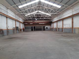 Location Bâtiment à usage industriel à Bon Pastor. Nave lista para entrar. 825m2 de nave en normativa. puente grua