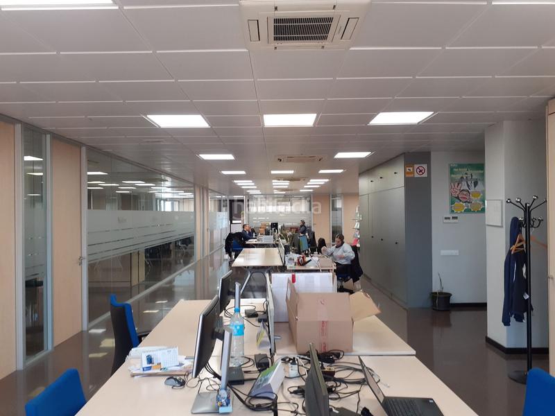 Foto a3c0728e-335b-42d5-ade9-d983f21e86a3. Rent industrial building in Granvia LH Hospitalet de Llobregat (L´)