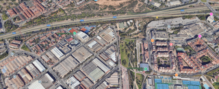 Lloguer Nau industrial a Sant Joan-TV3. Nave de 875m2 lista para entrar, nave con patio. con puente grua