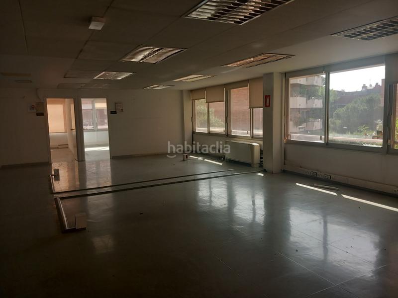 Foto 33de857f-c052-4325-93a4-1b2453d7d7cb. Miete büro in Tres Torres Barcelona