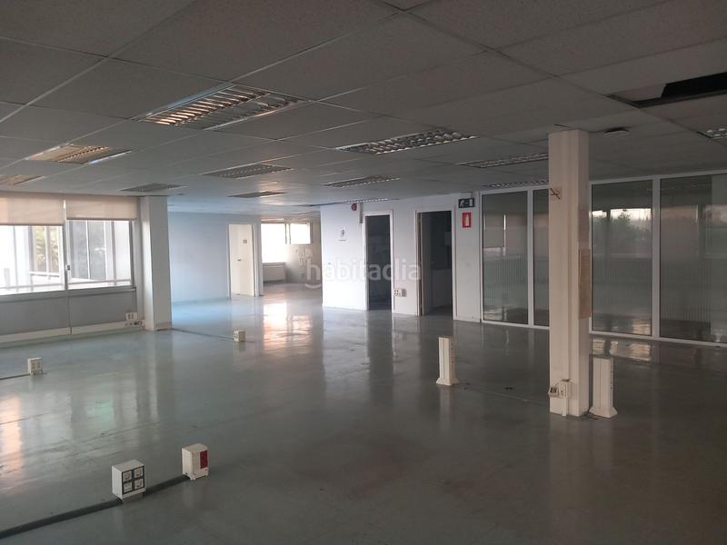 Foto 7f8b2bf3-f386-4c7f-b9c6-59b863fde490. Miete büro in Tres Torres Barcelona