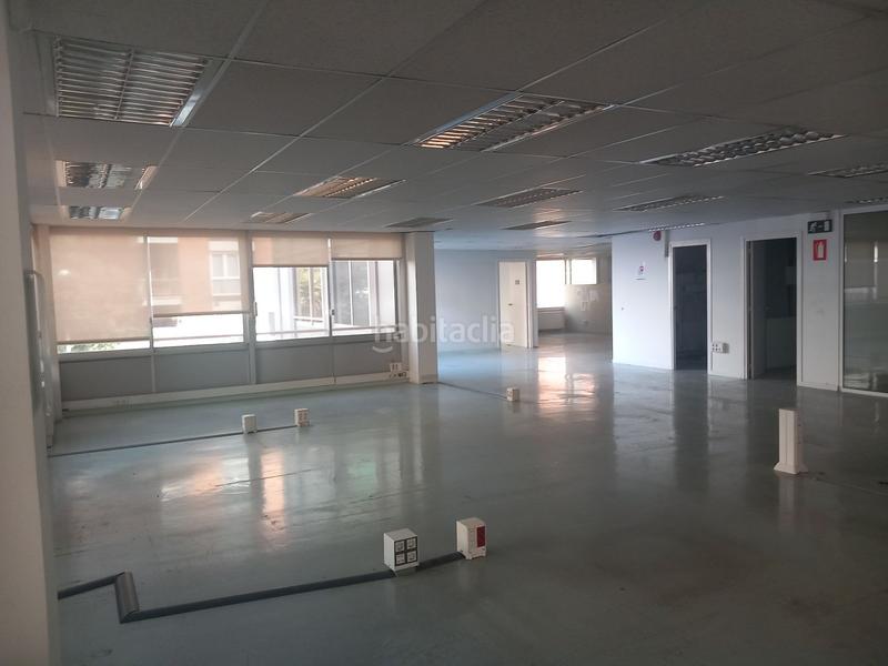 Foto f0d4d16c-720a-4de7-85b2-715acd518f3e. Rent office space in Tres Torres Barcelona
