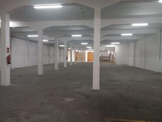 Lloguer Nau industrial a Casablanca. Nave en normativa