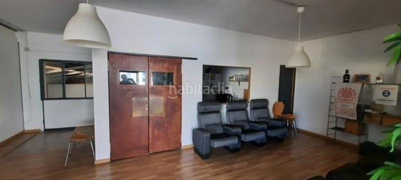 Foto 0839c2d5-86a3-488c-bc45-762e696df173. Rent industrial building in Centre Hospitalet de Llobregat (L´)