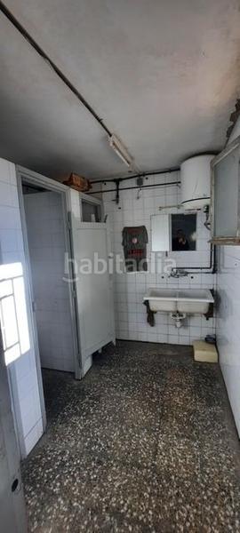Foto d20d9e2f-a435-4e96-a771-648e96586229. Rent industrial building in Centre Hospitalet de Llobregat (L´)