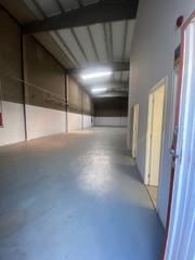 Lloguer Nau industrial a Santa Perpètua de Mogoda. Nave de 380m2 lista para entrar.
