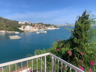 Casa  Cala rata. Casa a 4 vientos con vistas impresionantes al puerto mah�n con e