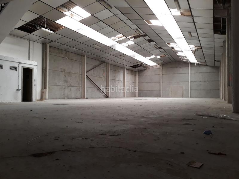 Foto ebb71ab5-9f3a-42cd-a06e-f8ca9399ab33. Rent industrial building in Gorg Badalona