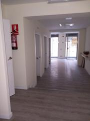 Lloguer Local Comercial  Balmes. Local comercial  en balmes