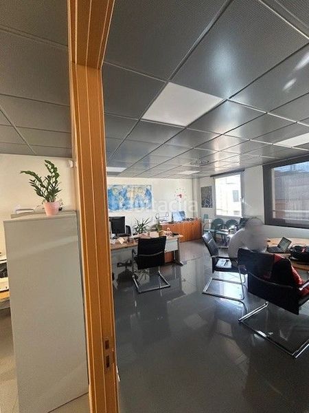 Foto 03789ea3-3822-4ecc-83f6-eaeb97bc3acf. Miete büro mit heizung in La Nova Esquerra de l´Eixample Barcelona