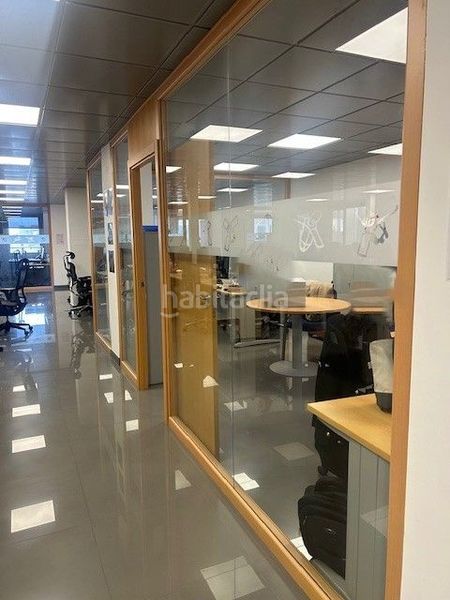 Foto 4a050f3d-8398-47e3-92e4-59e43339f53d. Miete büro mit heizung in La Nova Esquerra de l´Eixample Barcelona