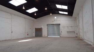 Location Bâtiment à usage industriel à Palau-solità i Plegamans. Nave lista para entrar. 575m2 en total mas patios.