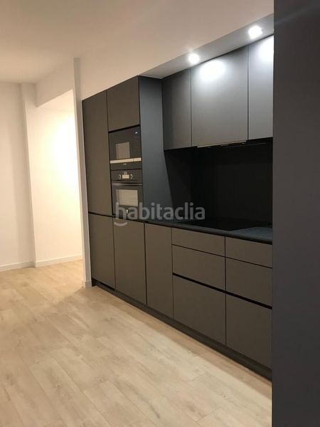 Foto d0c23a7a-6d6d-48f9-8629-fdc22bd81eef. Pis amb calefacció a Tres Torres Barcelona