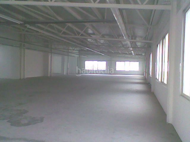 Foto 1cae1455-082f-49e7-9014-765695779027. Nau industrial a Fontsanta-Fatjó Cornellà de Llobregat