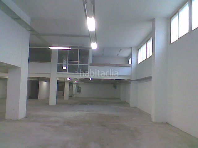 Foto 23304f3c-093d-499e-ad18-61a90ee7ad6c. Nau industrial a Fontsanta-Fatjó Cornellà de Llobregat