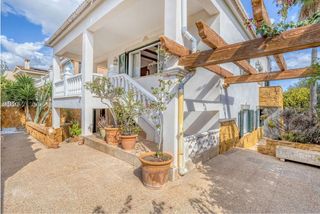 Chalet in Son Ferrer