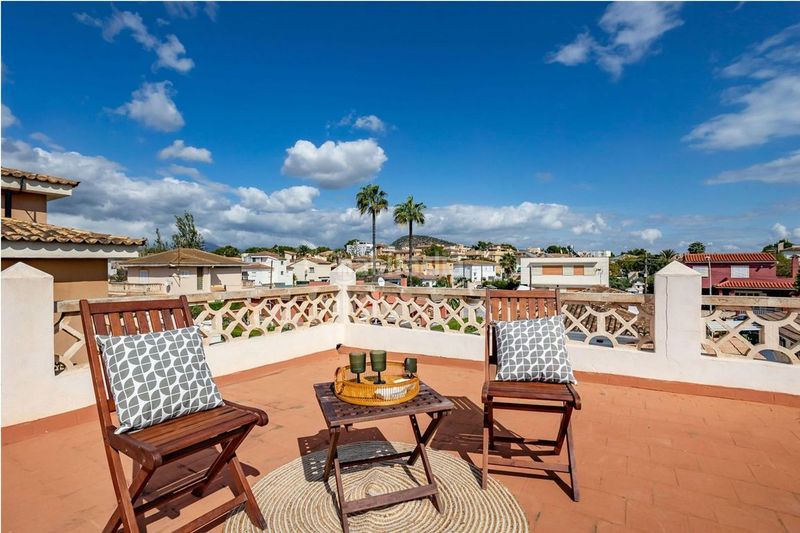 Foto a49262fa-00a4-4e30-914e-83933cd24c40. Xalet amb piscina a Son Ferrer Calvià