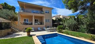Chalet in El Toro. Excepcional villa de lujo en el toro