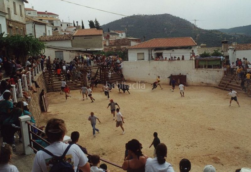 Foto 3b558229-e7d8-4141-95c6-cf484d356d51. Xalet amb aparcament a Paterna del Madera