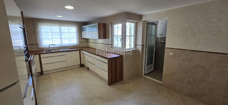 Foto ca709633-6052-4ef6-bbc6-3ebae8d159f3. Àtic amb aparcament piscina a Santa Ponça Calvià