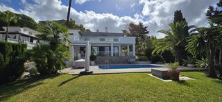 Xalet a Santa Ponça. Magnífica villa en el encantador entorno de santa ponsa