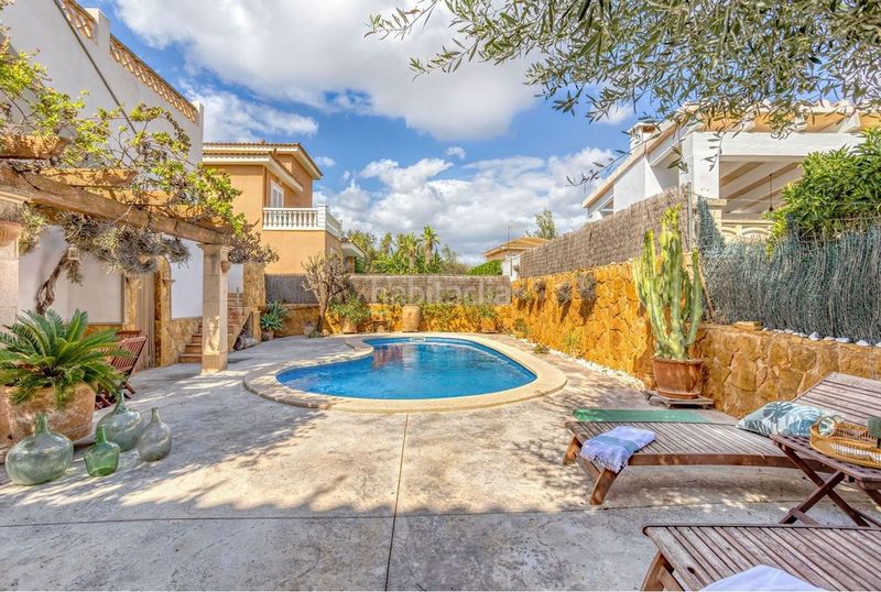 Foto 145c204f-ba2b-4781-b2fa-2f89eb89084c. Xalet amb aparcament piscina a Son Ferrer Calvià