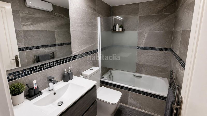 Foto 70ccce98-8ff6-4ccd-9391-4ad37a8b65ca. Apartament amb calefacció aparcament a Son Ferrer Calvià