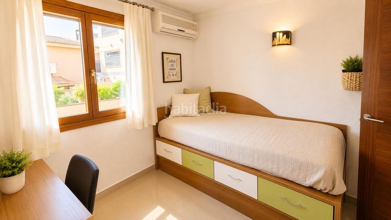 Foto a57c376f-346e-4941-9e3c-2be50306c04c. Casa amb calefacció aparcament a Son Espanyolet Palma de Mallorca