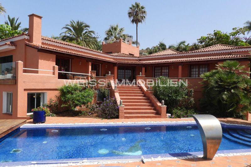 Foto f463ae66-7c91-4707-aa51-64dd72ae752c. Casa amb aparcament a La Perdoma - San Antonio - Benijos Orotava (La)
