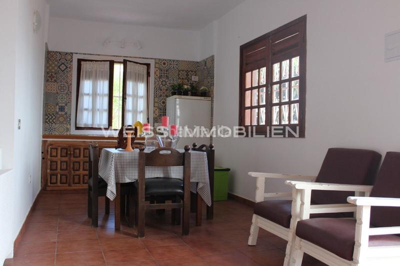 Foto 1bd9027b-0979-48c9-9b9d-ef14ecf78cb7. House with parking in La Perdoma - San Antonio - Benijos Orotava (La)