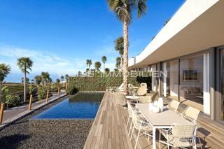 Haus in Playa de San Juan. Todo sin preocupaciones con todos los servicios y extras  chalet