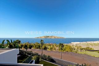 Planta baja en Playa de San Juan. Disfrute del sol canario  moderno piso con fantásticas vistas al