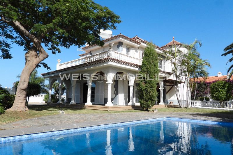 Foto 1a2c3d17-ce08-4c12-9db9-cfa67b0a9006. Casa ubicación privilegiada en la orotava villa de bonito diseño con vistas al mar y al teide en Orotava (La)
