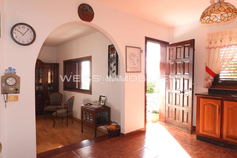 Foto d128a3fa-fd31-4c54-9d74-21b02993c228. Casa con parcheggio in La Perdoma - San Antonio - Benijos Orotava (La)