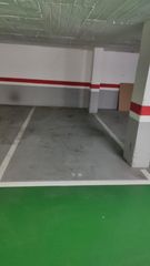Lloguer Aparcament cotxe a Centre-Cordelles. Parking en alquiler