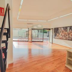 Rent Business premise in Centre-Cordelles. Oportunidad! local comercial céntrico, idóneo para despacho