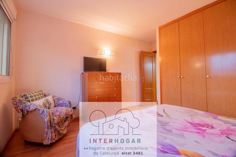 Foto 1f14fb53-9a9d-47ee-afe6-9c2e367f0604. Dúplex espectacular dúplex con buhardilla muy luminoso con terraza. piscina con zona deportiva e infantil. en Cerdanyola del Vallès