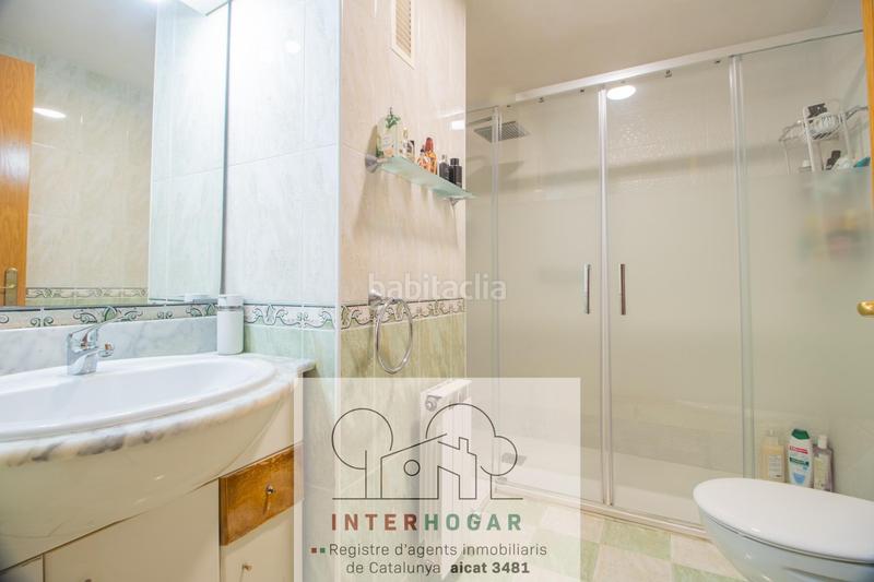 Foto 462c2360-0509-4ac9-87d9-caa92749cace. Dúplex espectacular dúplex con buhardilla muy luminoso con terraza. piscina con zona deportiva e infantil. en Cerdanyola del Vallès