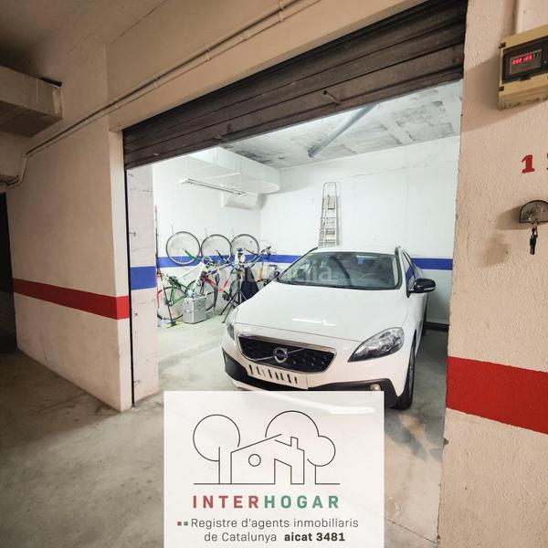 Foto a51f52d4-c779-4682-abd2-491ff68f43bb. Dúplex espectacular dúplex con buhardilla muy luminoso con terraza. piscina con zona deportiva e infantil. en Cerdanyola del Vallès