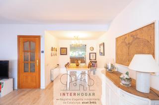 Maison jumelée à Sant Ramón. Magnífica casa de obra vista en la parte alta de la calle sant r