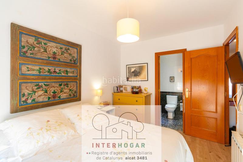 Foto 5f71b6d1-bfa1-44c5-bd63-729c0e123f97. Maison jumelée avec parking dans Sant Ramón Cerdanyola del Vallès