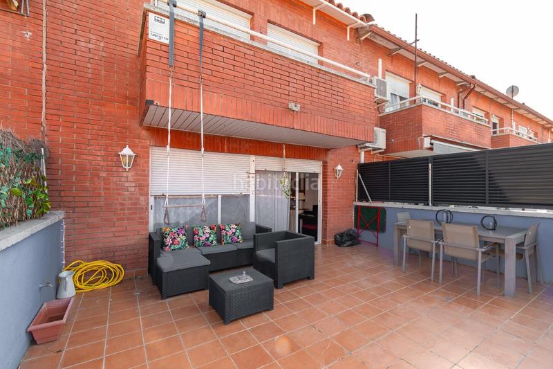 Foto 618d7f7d-8b12-4c97-a5a2-8e836c657736. Maison jumelée avec parking dans Sant Ramón Cerdanyola del Vallès