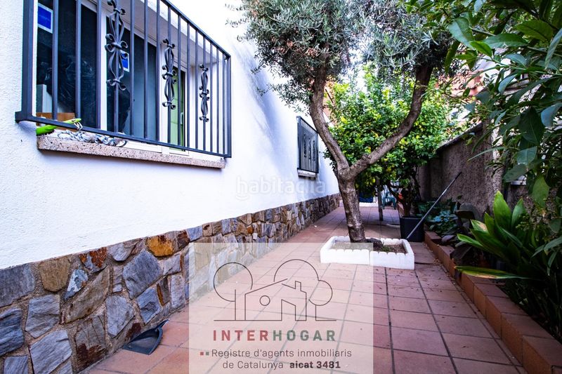 Foto 3ae4f794-9762-4e29-937c-8c4eb1b322e3. Casa  sola a cuatro vientos en Serraparera zona centro cívico en Cerdanyola del Vallès